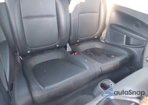 2018 Volkswagen Beetle 2.0T Se из США, поврежденный, VIN 3VWJD7AT7JM711667